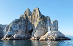 남해 세존도에 새 등대 설치
