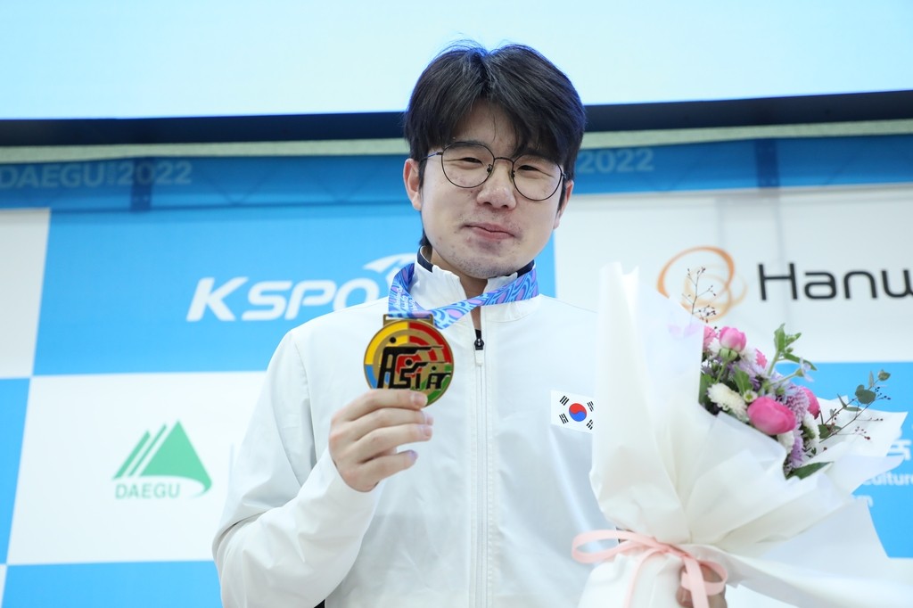 파리 올림픽 은메달리스트 박하준, 50m 소총3자세 결선 진출 실패