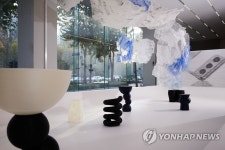 삼성전자, 삼성대치본점에서 The Wave: 순환의 물결 전시