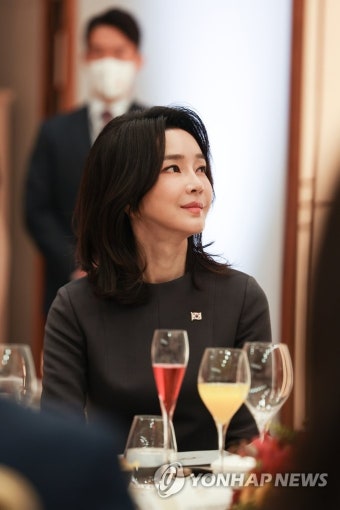 방한 스페인 총리  공식 오찬 참석한 김건희 여사