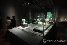 다양한 청자가 한자리에