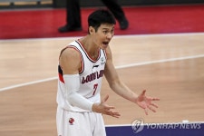 전 NBA 스타 제레미 린, 中 격리호텔 비판했다가 180만원 벌금