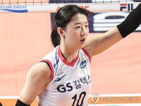 여자배구 GS칼텍스 강소휘, 어깨 부상으로 현대건설전 결장
