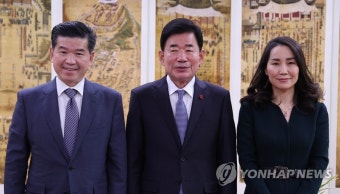 주한 미국·독일 상공회의소 회장 면담하는 김진표 국회의장