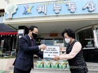 김승호 처장, 충북혜능보육원에 기부 물품 전달