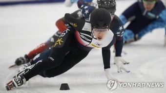 쇼트트랙 간판 박지원, 월드컵 4차 1,000ｍ 역전 우승…'3관왕'