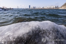 물방울은 금세 얼음으로