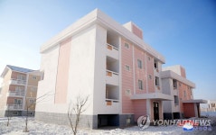 북 최대 광산마을 검덕 수해 흔적 지우고 새집 건설