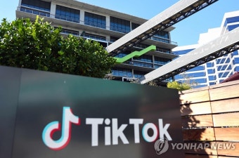 美 하원 중국특위 위원장 