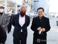 자숨서울경기지사 | 시설 둘러보는 김동연 경기도지사