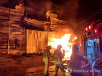 인천 만석동 선박자재 창고서 불