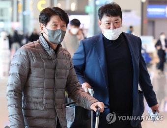이강철 감독, 1차전 상대 분석 위해 호주로 출국
