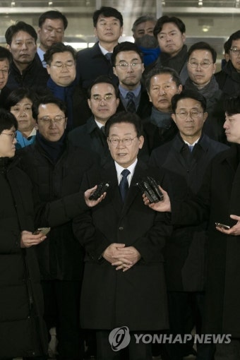 입장 밝히는 민주당 이재명 대표