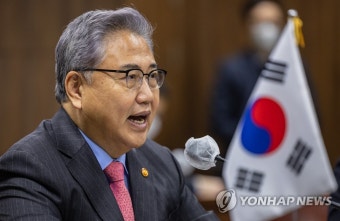 한·리투아니아 외교장관회담에서 인사말 하는 박진 장관