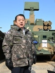 천마에 관해 브리핑하는 김병주 의원