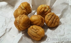 휴게소에선 호두과자인데…1년 전 비해 가격 가장 많이 올랐다
