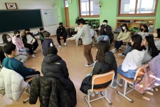[마스크 해제] 아직은 쓰고 싶어요 대부분 학생·교직원 착용