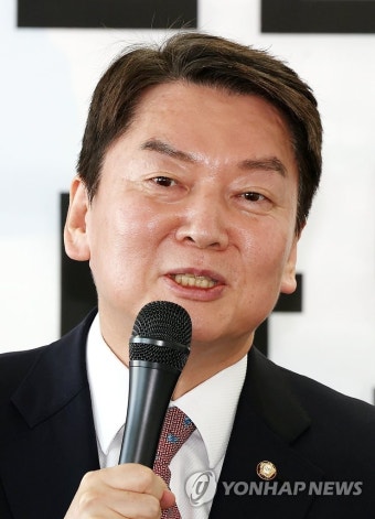지지 호소하는 안철수 의원