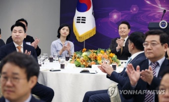 CES 디지털 기술혁신 기업인 만난 윤석열 대통령