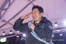 원주 단계택지서 합동순찰 나선 원강수 원주시장