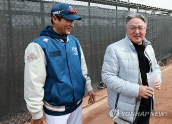 초대 NC 감독의 스프링캠프 방문