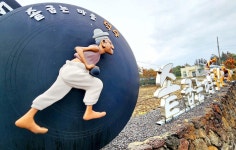 [다시! 제주문화] (53)세대 이어 전승 솥 굽는 마을 덕수리 불미공예