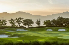 롯데스카이힐 김해CC 매각 추진…회원들 매각반대·불매운동