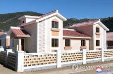 북한 각지에 농촌주택 건설