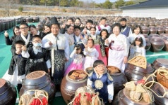 순창군 가족과 함께 전통 장류 담그기 체험하세요
