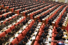 北전원회의 어제 종료…김정은 농장 정보당 수확고 높여야