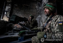 우크라, 러 파상공세 속 동부요충 바흐무트서 위태로운 버티기