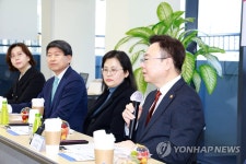 조규홍 장관, 강남세움센터 장애인직업재활시설 방문