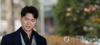 증인출석, 법정 향하는 박수홍