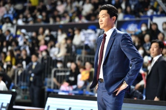 '역전의 명수' SK 전희철 감독 