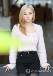 예은, 솔로 출격