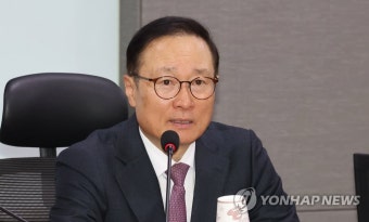 인사말하는 홍영표 의원