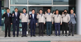 [동정] 박완수 경남지사, 근로자의 날 맞아 한국경남태양유전 방문