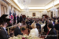 국무부 국빈오찬 답사하는 윤 대통령