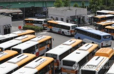 남는 전세버스가 없네…울산 버스노조 파업하면 시민 발 꽁꽁