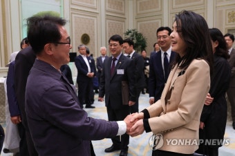 국가무형문화재 보유단체 전승자 오찬 참석한 김건희 여사