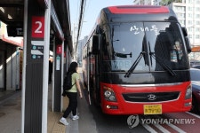 70번 버스 노선에 투입된 전세버스