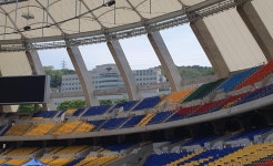 찢긴 지붕막·잔디 걱정…축구협회, 6월 페루전 부산 개최 고민