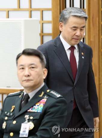 이종섭 국방부 장관과 김승겸 합참의장