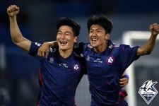 루이스 7호골 K리그2 김포, 아산 꺾고 12경기 무패 선두(종합2보)