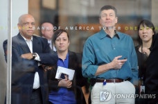 궁지에 몰린 美화이트칼라…AI 확산에 일자리 소멸 위기