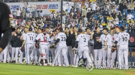 kt에 7-3 승리한 LG