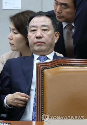 운영위 출석한 강승규 대통령실 시민사회수석