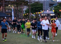 러닝크루 참가한 오세훈 서울시장