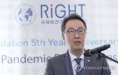 축사하는 박민수 제2차관