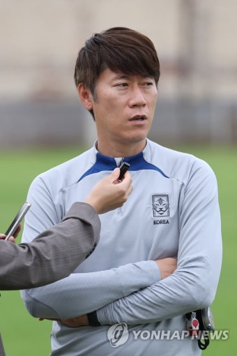 8강 앞둔 김은중 감독